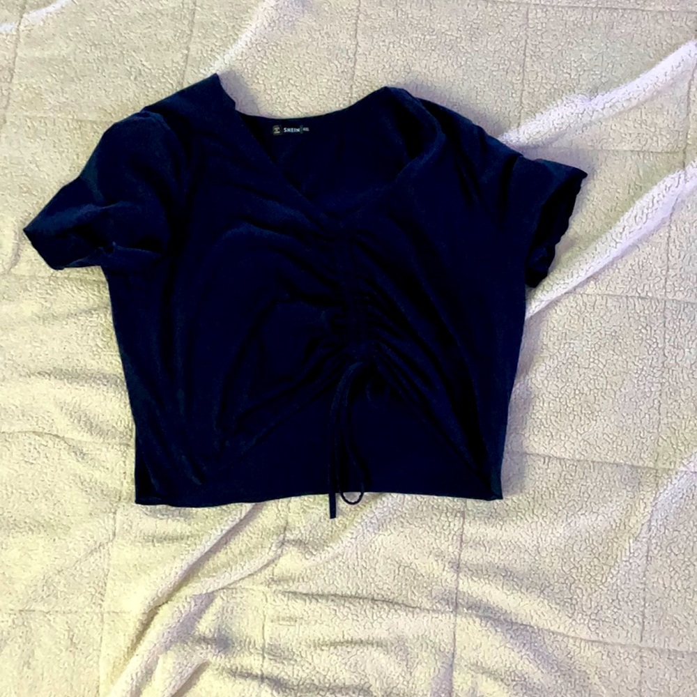 Black tie short sleeve tee